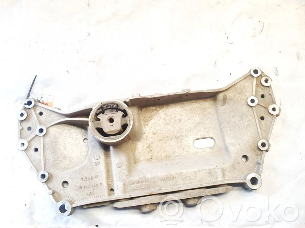 Volkswagen Golf V Sottotelaio anteriore