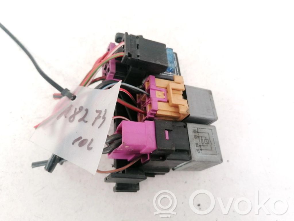 Audi A4 S4 B5 8D Sulakerasiasarja 