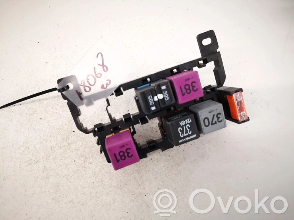 Audi A6 S6 C6 4F Set cutie siguranțe 