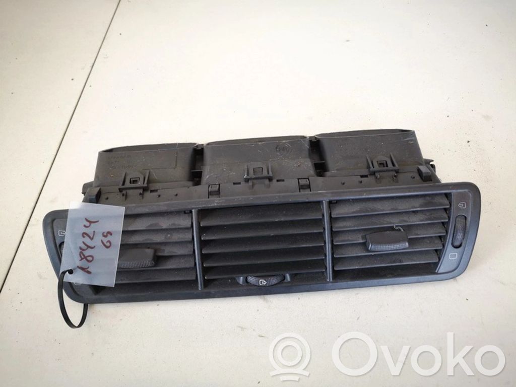 Peugeot 807 Griglia di ventilazione centrale cruscotto