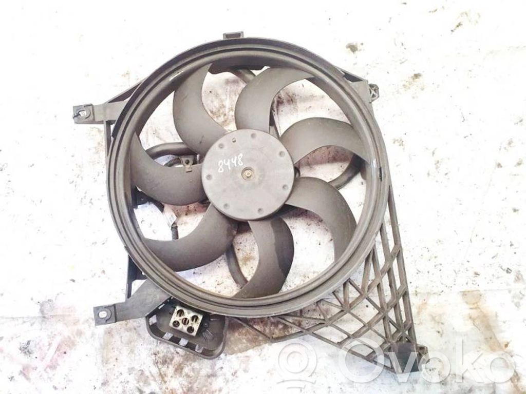 Nissan Primera Suport ventilator radiator 