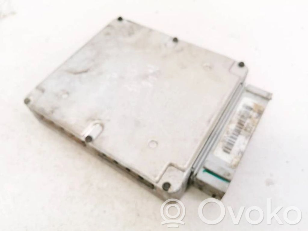 Ford Mondeo MK I Moottorin ohjainlaite/moduuli 