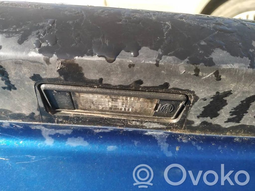 Peugeot 607 Éclairage de plaque d'immatriculation