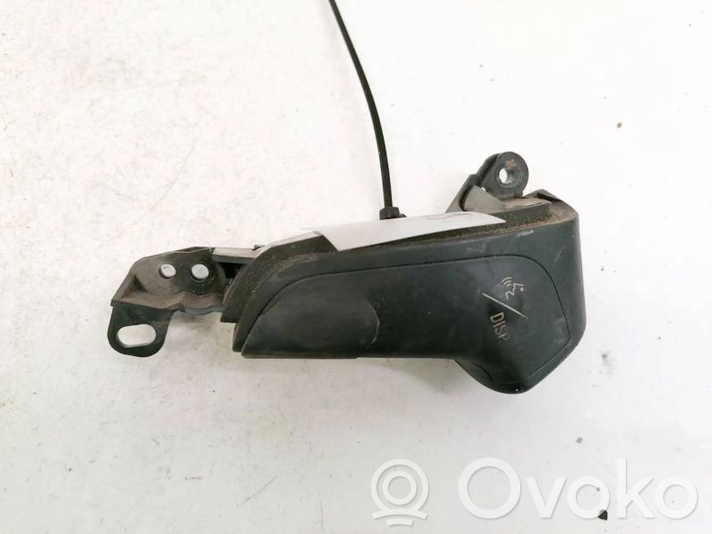 Toyota Avensis T250 Pulsanti/interruttori sul volante