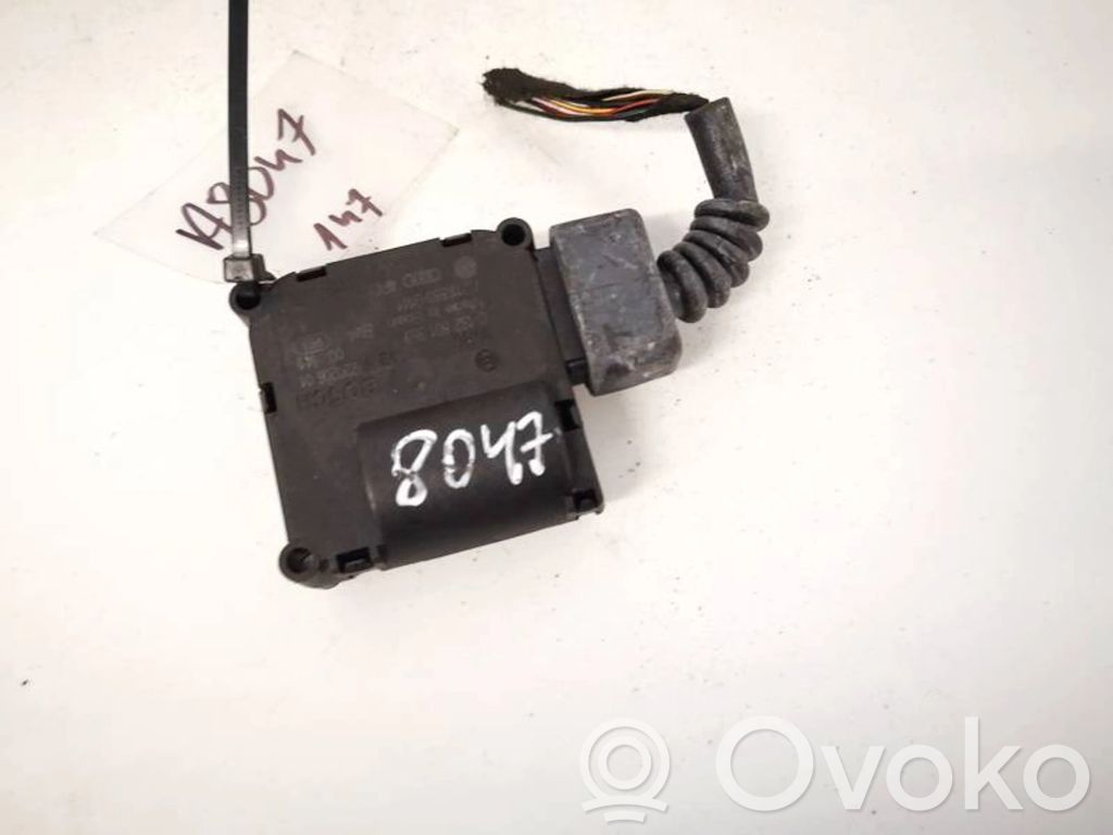 Audi A6 S6 C6 4F Motor/actuator clapetă aer 