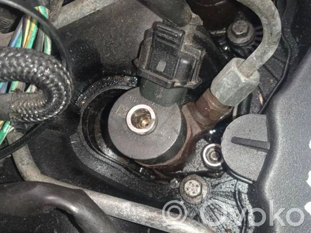 Ford Focus C-MAX Wtryskiwacz paliwa 