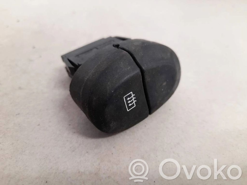 Renault Scenic I Stiklo šildymo elektra jungtukas 