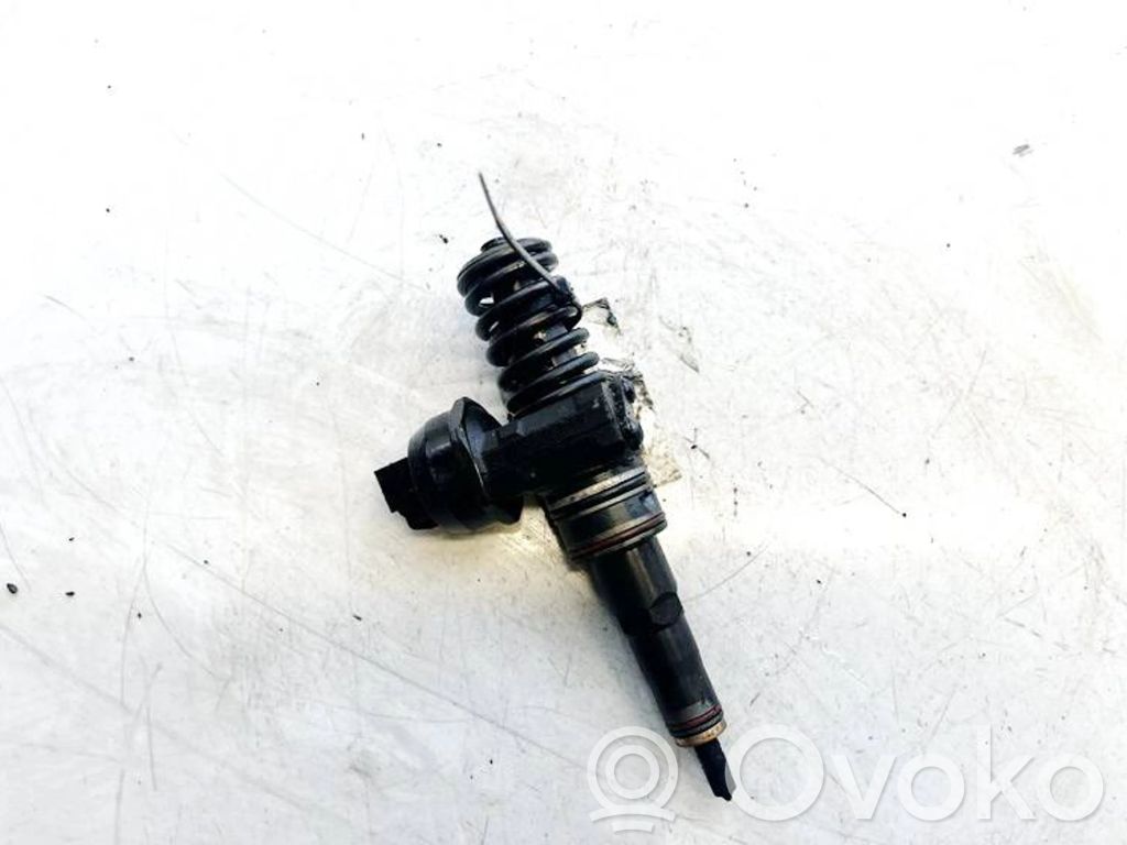 Inyector de combustible   038130073AQ,038130073AQ