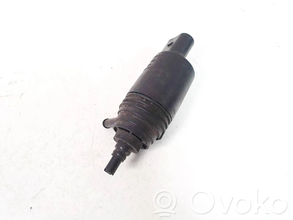 Windscreen/windshield washer pump   67128377612,67,128377612,67128377612
