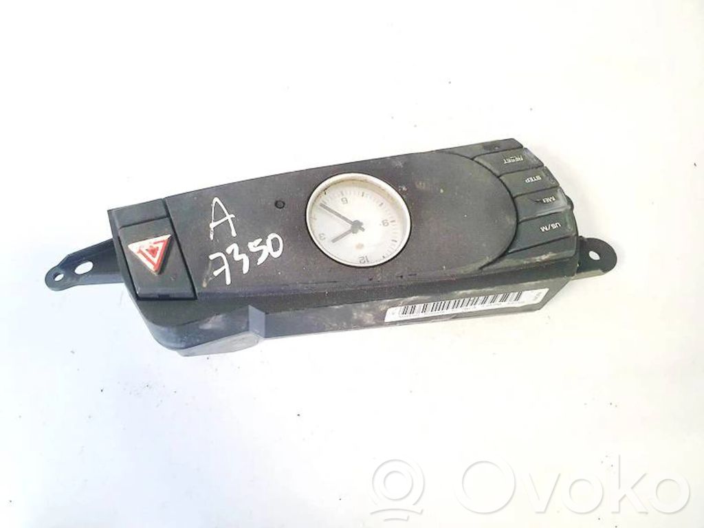 Chrysler Pacifica Hazard light switch 