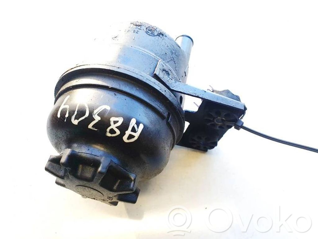 BMW 1 E81 E87 Serbatoio/vaschetta del liquido del servosterzo