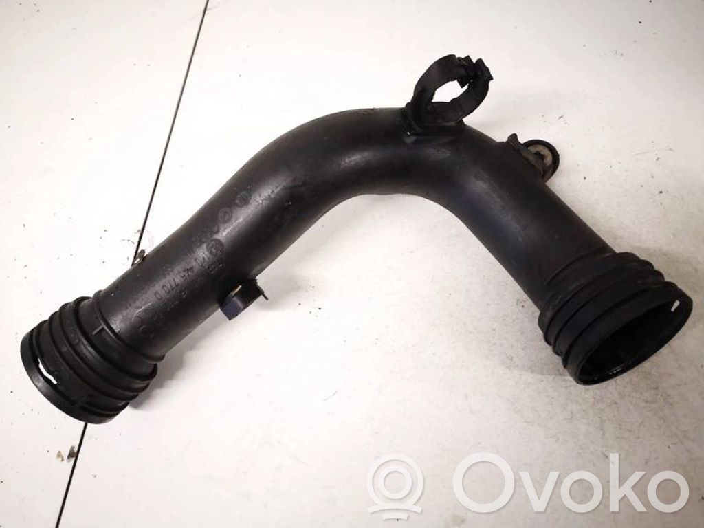 Volkswagen PASSAT B6 Tubo flessibile intercooler