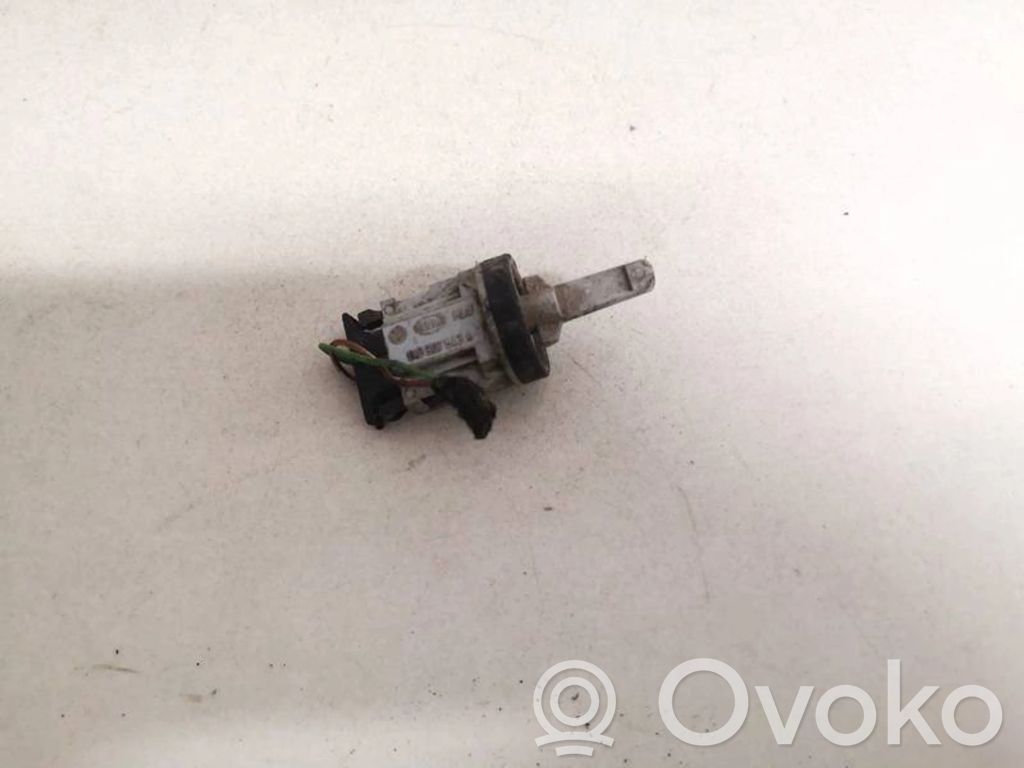 Volkswagen Golf V Interruttore del pedale del freno 