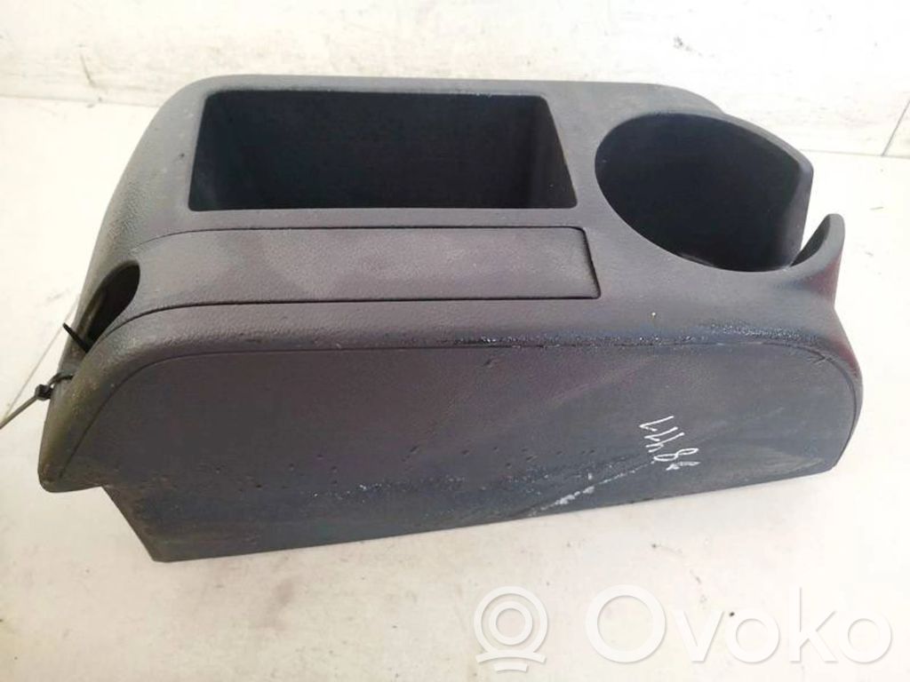 Volkswagen Golf V Suport pahare 