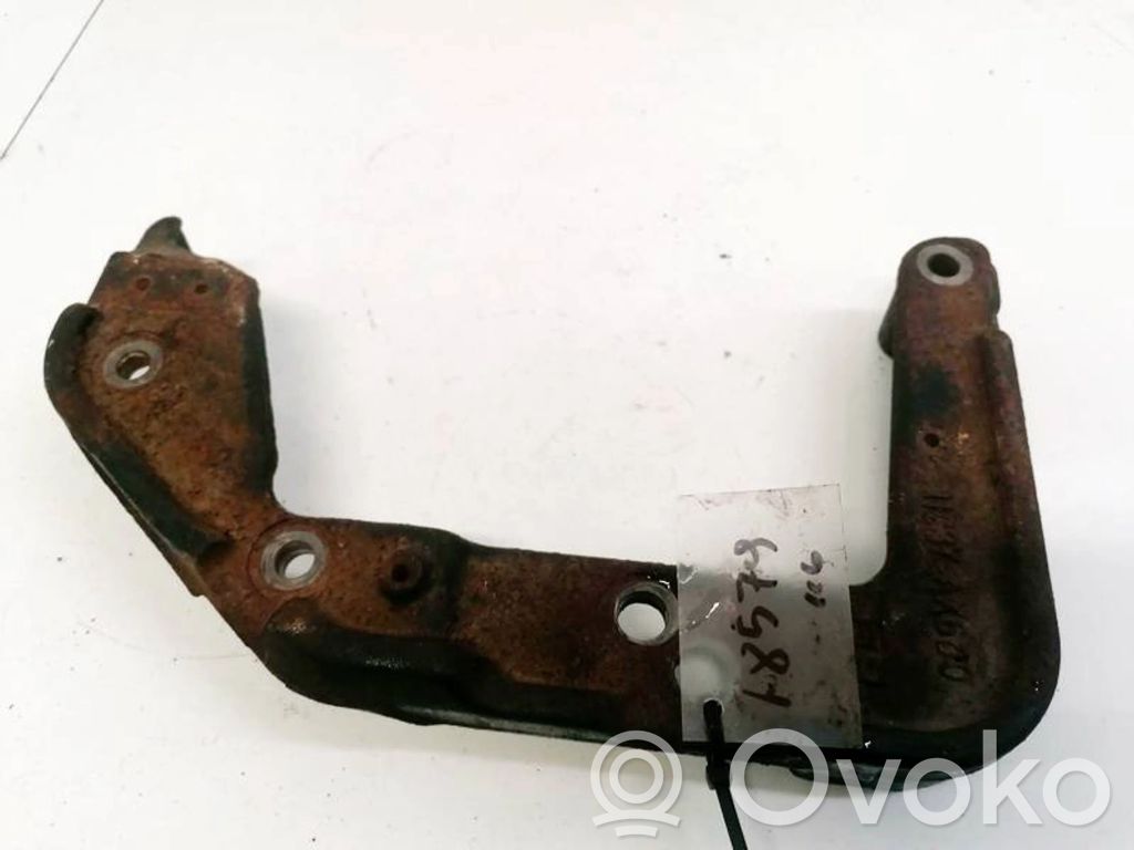 Nissan Micra Supporto di montaggio del motore (usato) 