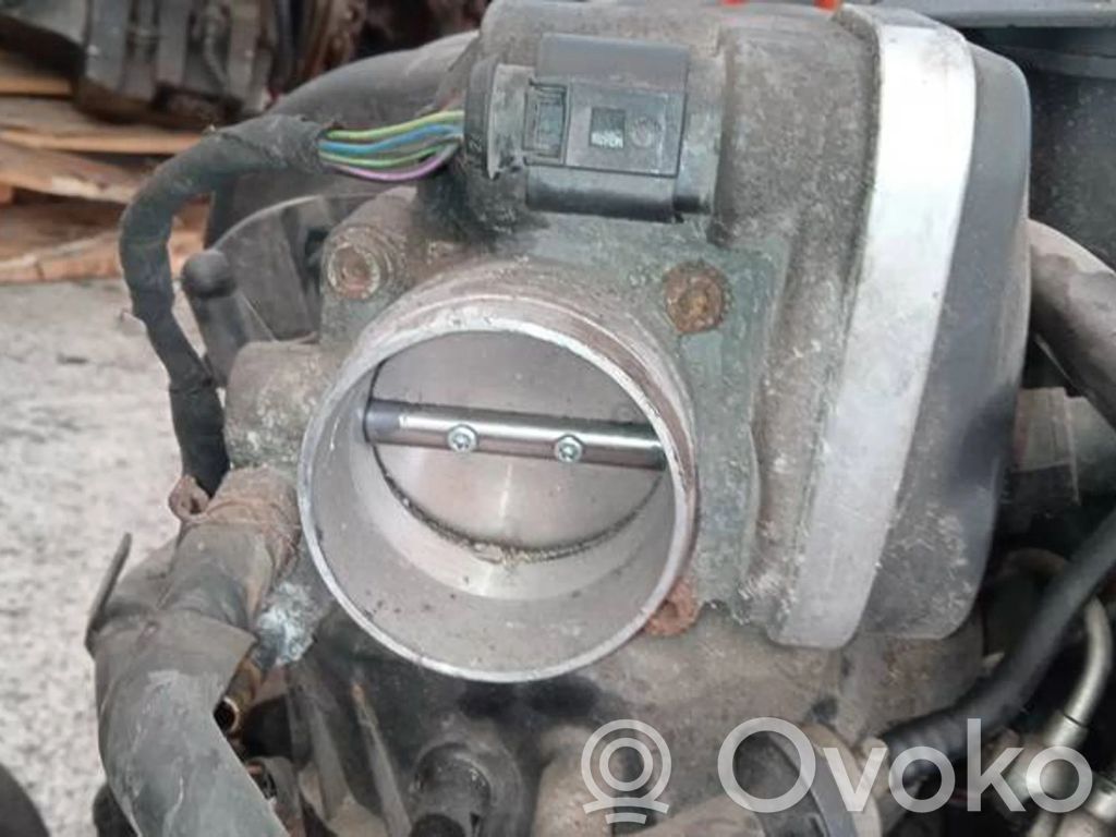 Volkswagen PASSAT B6 Clapetă accelerație 