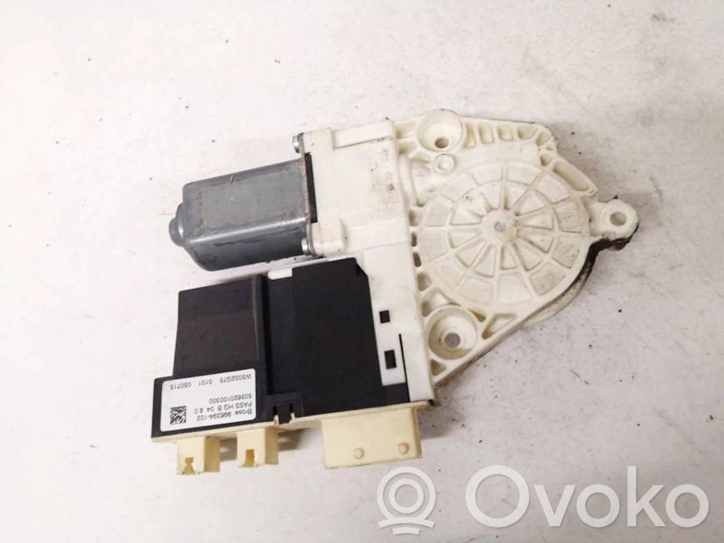 Citroen C5 Front door window regulator motor 