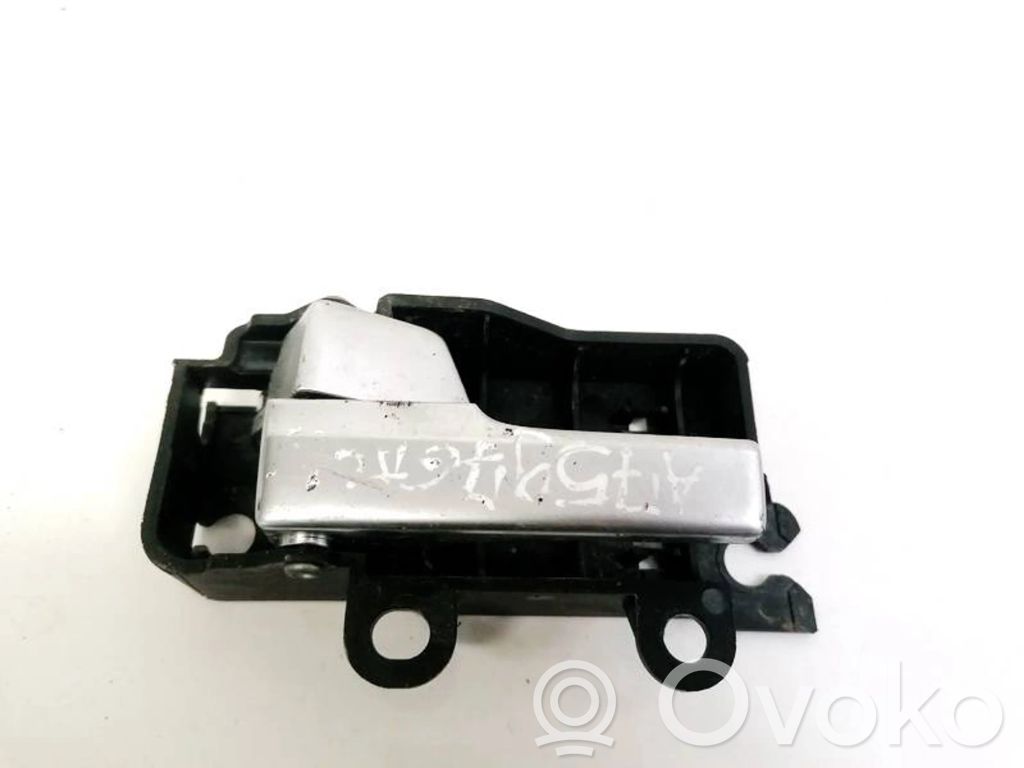 Ford Focus Manecilla interna puerta trasera 