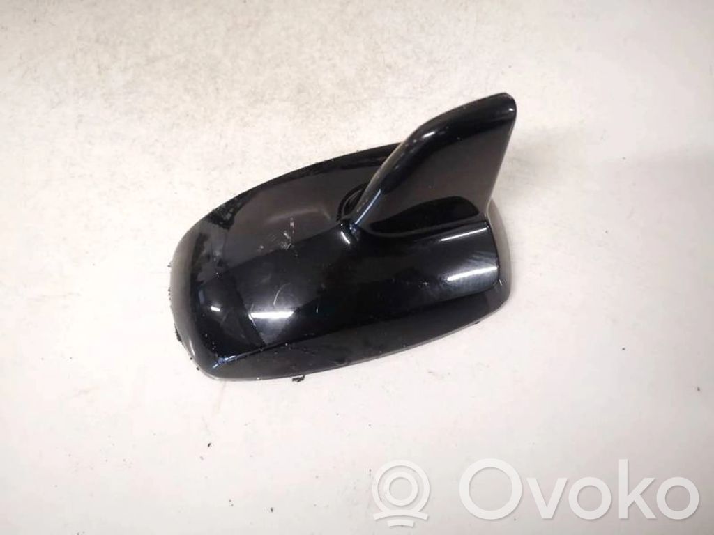 Mercedes-Benz E W212 Osłona anteny dachowej GPS 