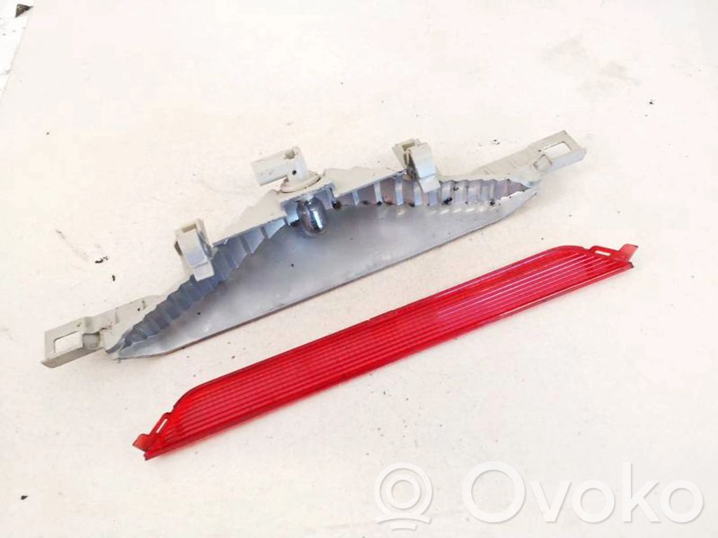 Toyota Avensis Verso Luce d’arresto centrale/supplementare 