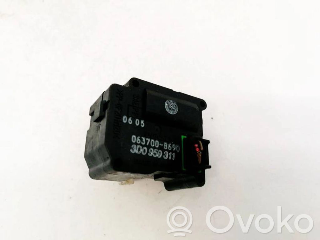 Motor/actuator clapetă aer   3D0959311,0637008690,0637008690,3D0959311