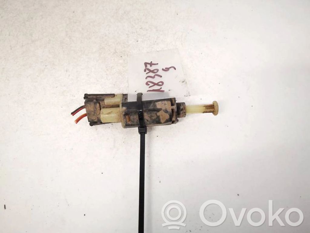 Volkswagen PASSAT B2 Sensor Bremspedal 