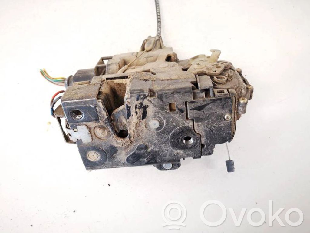 Skoda Octavia Mk1 (1U) Serratura portiera anteriore 