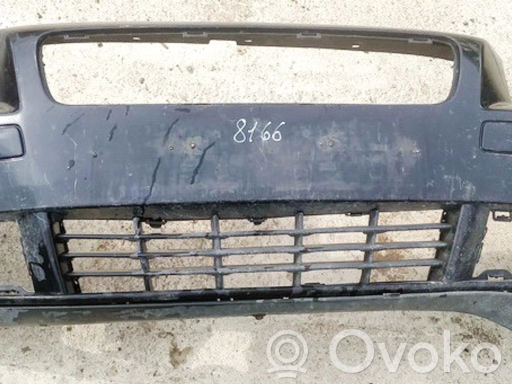 Volvo V50 Etupuskuri