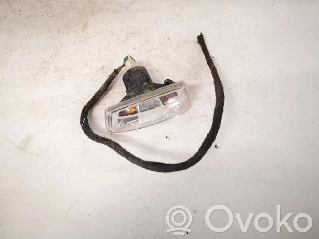Opel Zafira B Feu clignotant répétiteur d'aile avant