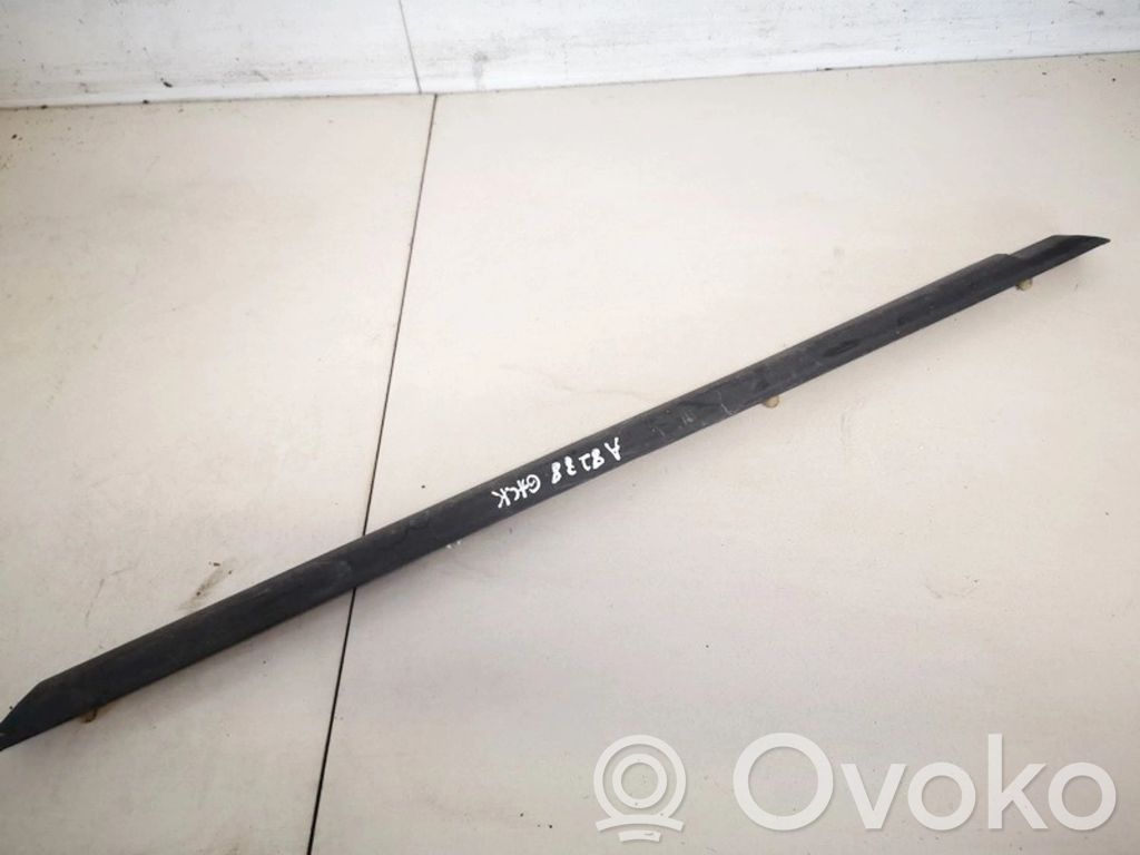 BMW 3 E36 Ornament geam ușă spate