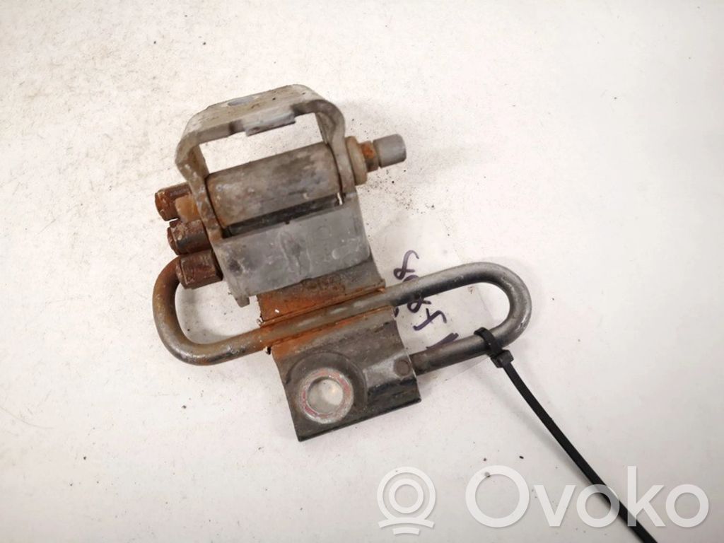 Audi A6 S6 C5 4B Etuoven yläsarana 