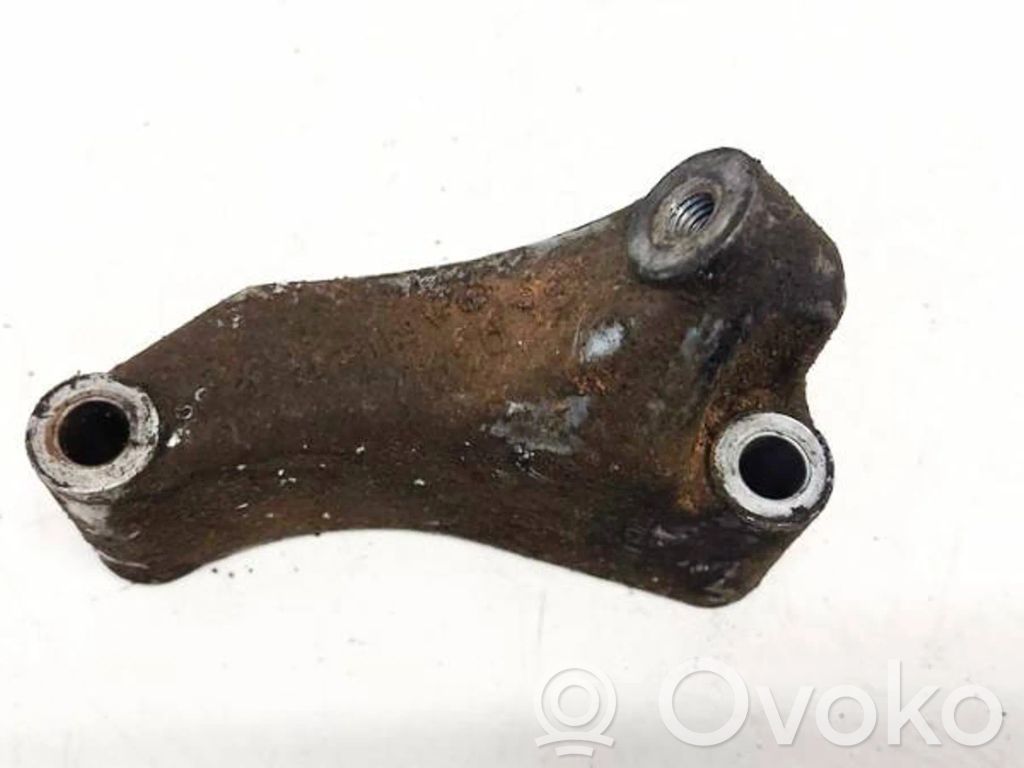 Mercedes-Benz C W203 Supporto di montaggio del motore (usato) 