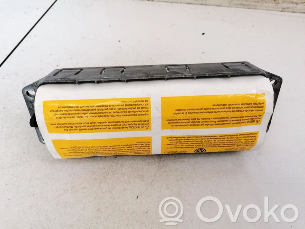 Volkswagen Touran I Airbag pasager 
