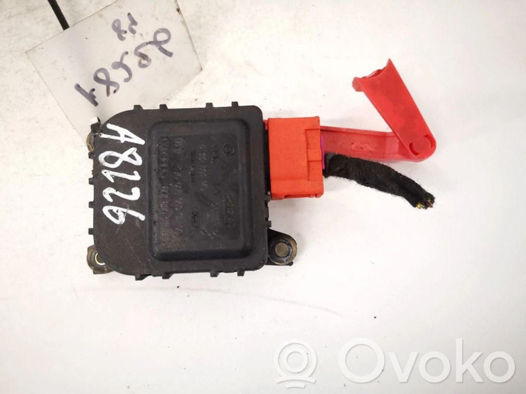 Volkswagen PASSAT B5.5 Motor/actuator clapetă aer