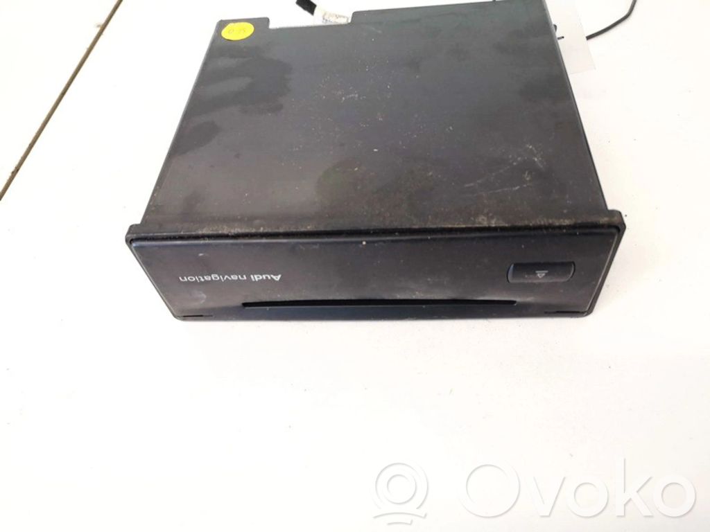 Navigaatioyksikkö CD/DVD-soitin   4D0919892,4D0919892