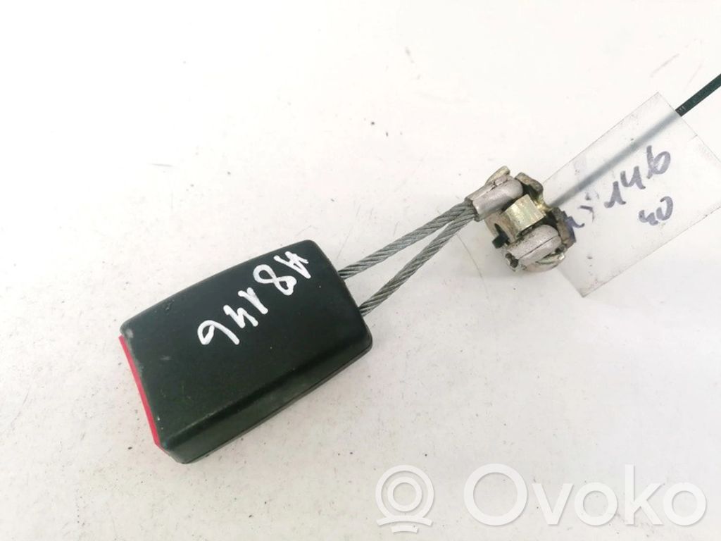 Audi A4 S4 B5 8D Fibbia della cintura di sicurezza posteriore