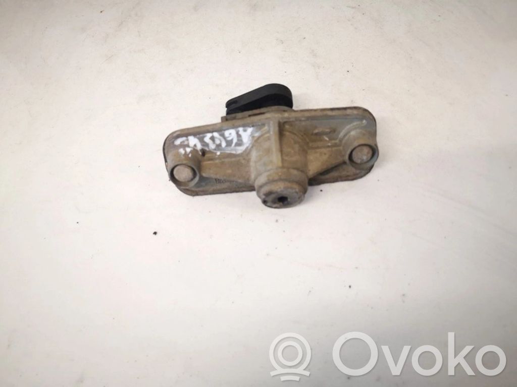 Ford Mondeo Mk III Serrure de hayon