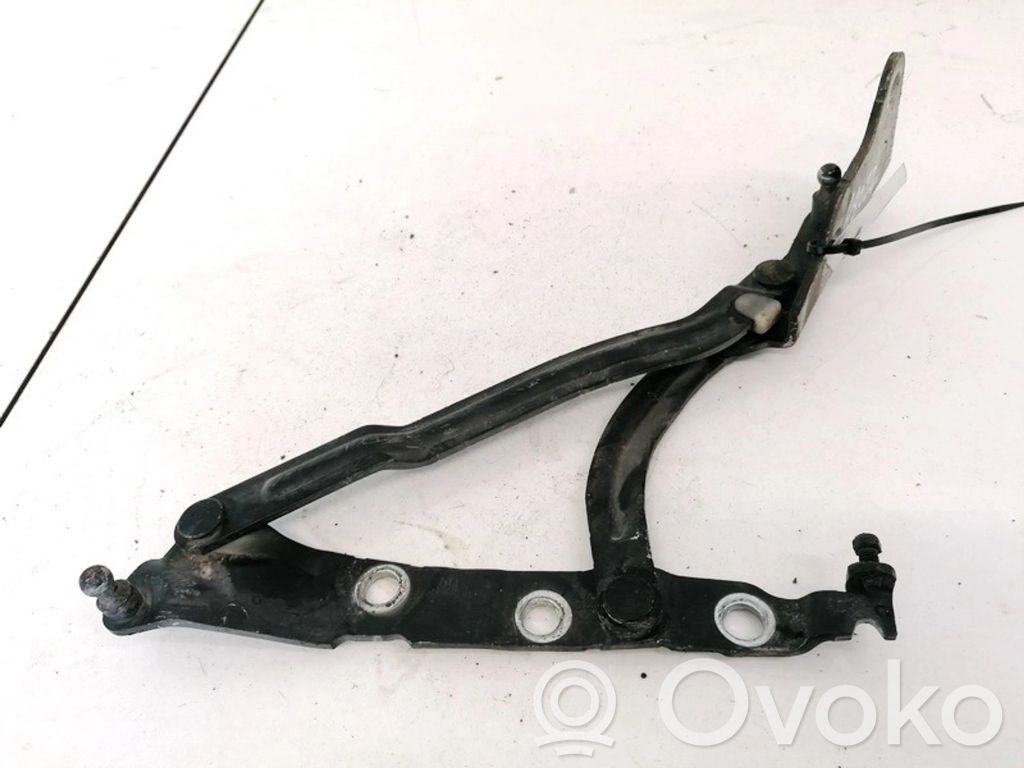 Volvo S40 Tailgate/trunk/boot hinge 
