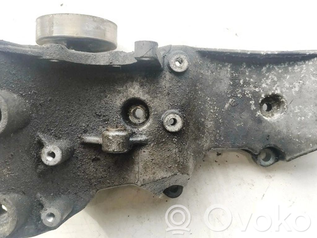 Audi A4 S4 B6 8E 8H Supporto di montaggio del motore (usato)