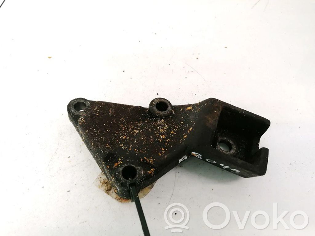 Soporte de montaje del motor (Usadas)