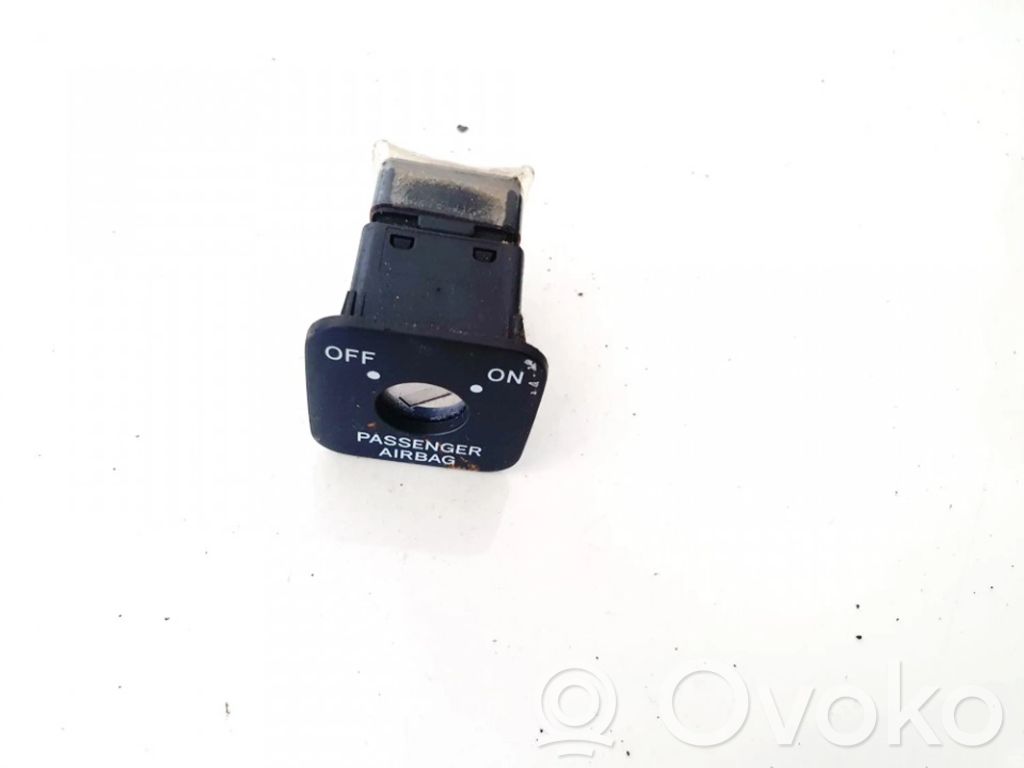 Toyota Corolla Verso AR10 Interruptor de encendido/apagado del airbag de pasajero
