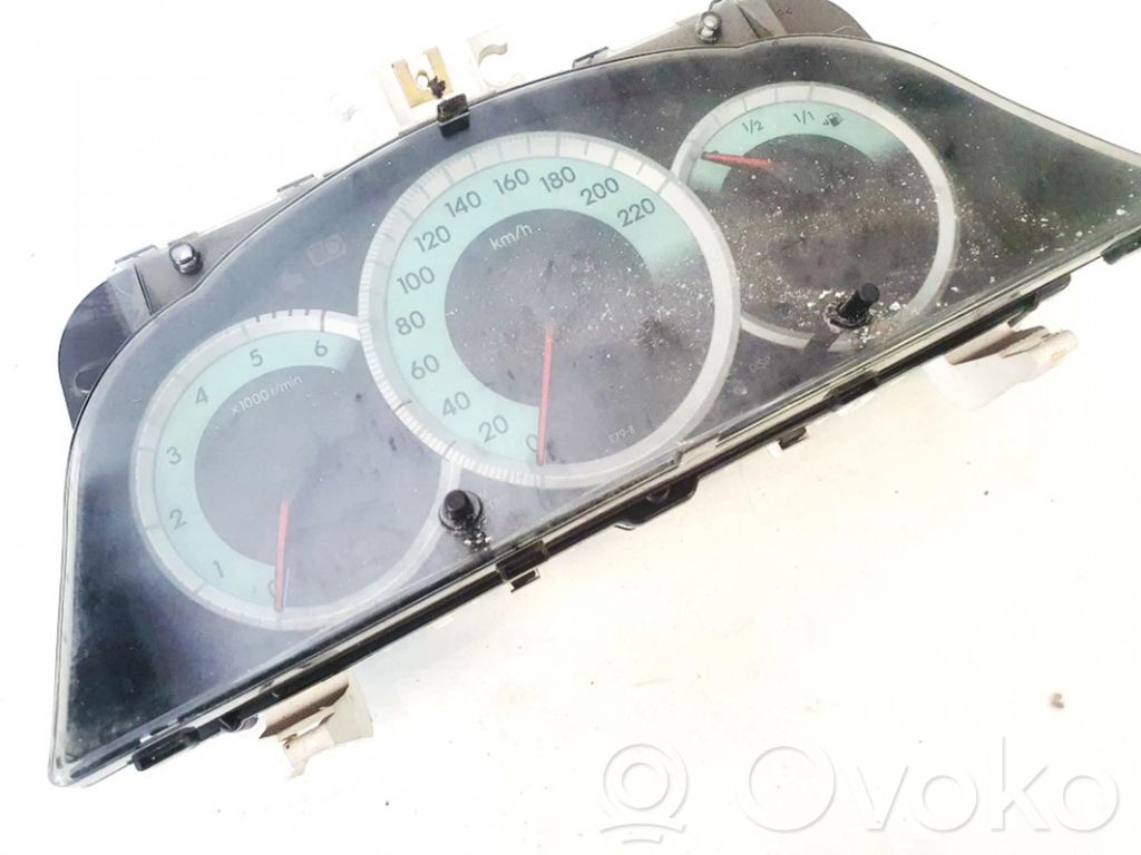 Toyota Corolla Verso AR10 Tachimetro (quadro strumenti) 