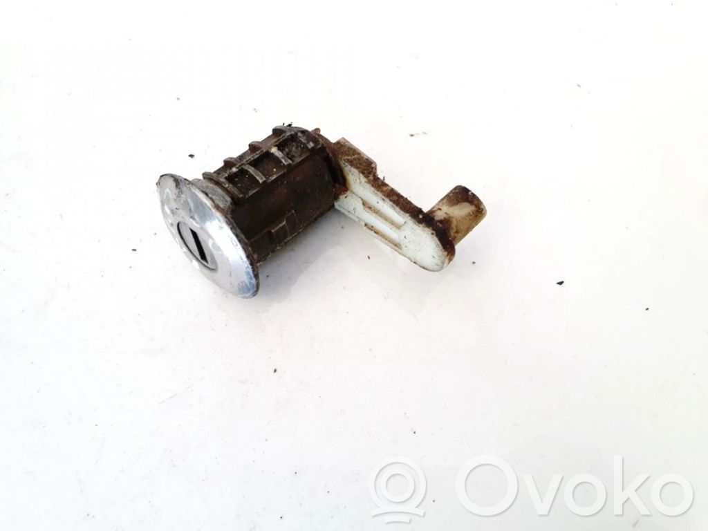 Renault Scenic I Užrakinimo spynelė (prie rankenos) 