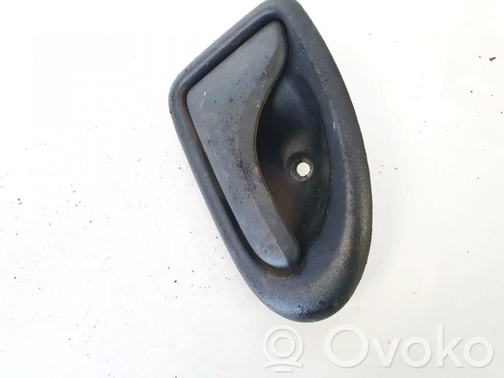 Manecilla interna puerta trasera   7700830078,7700830078