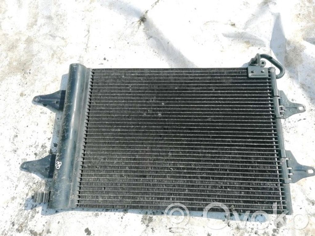 Volkswagen Polo Radiator răcire A/C (condensor) 