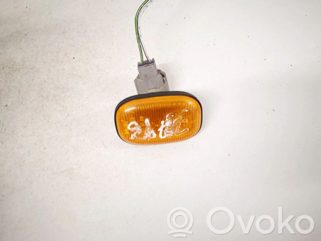 Toyota RAV 4 (XA20) Indicatore di direzione del parafango anteriore