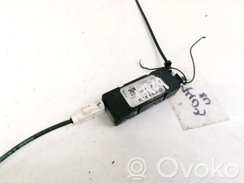 Volkswagen PASSAT B6 Unitate control antenă 