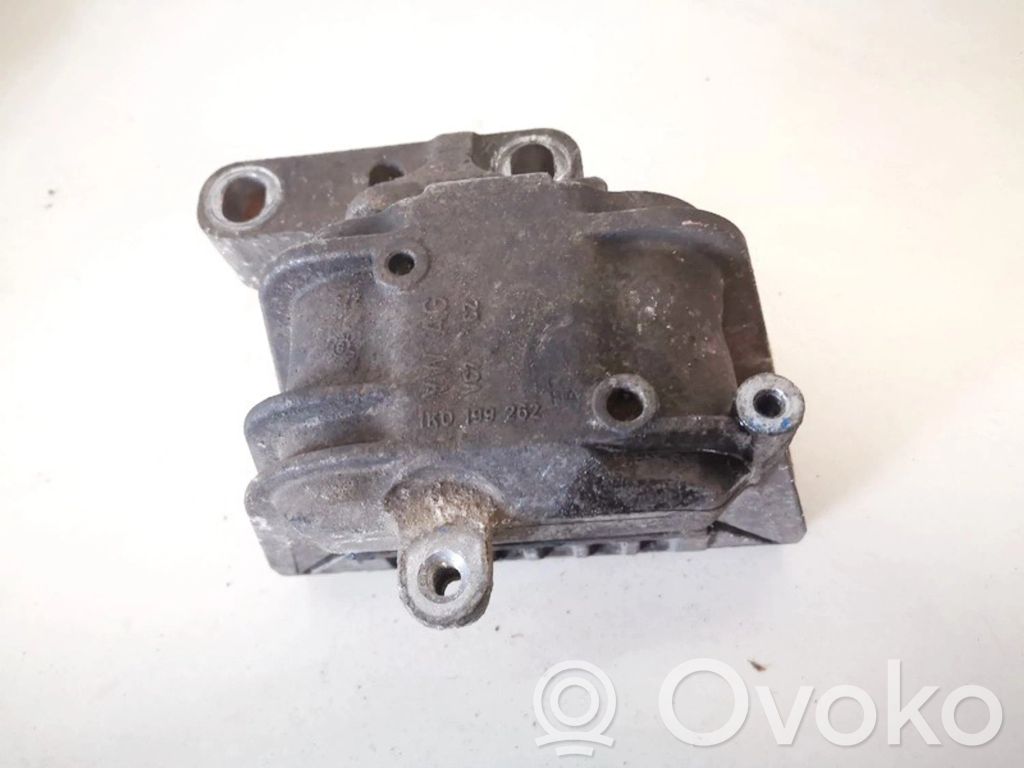 Volkswagen Golf V Suport tampon motor 