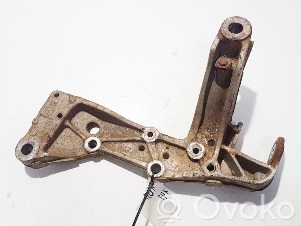 Querlenker Achsschenkel vorne   1K0199295F,1K0199295F