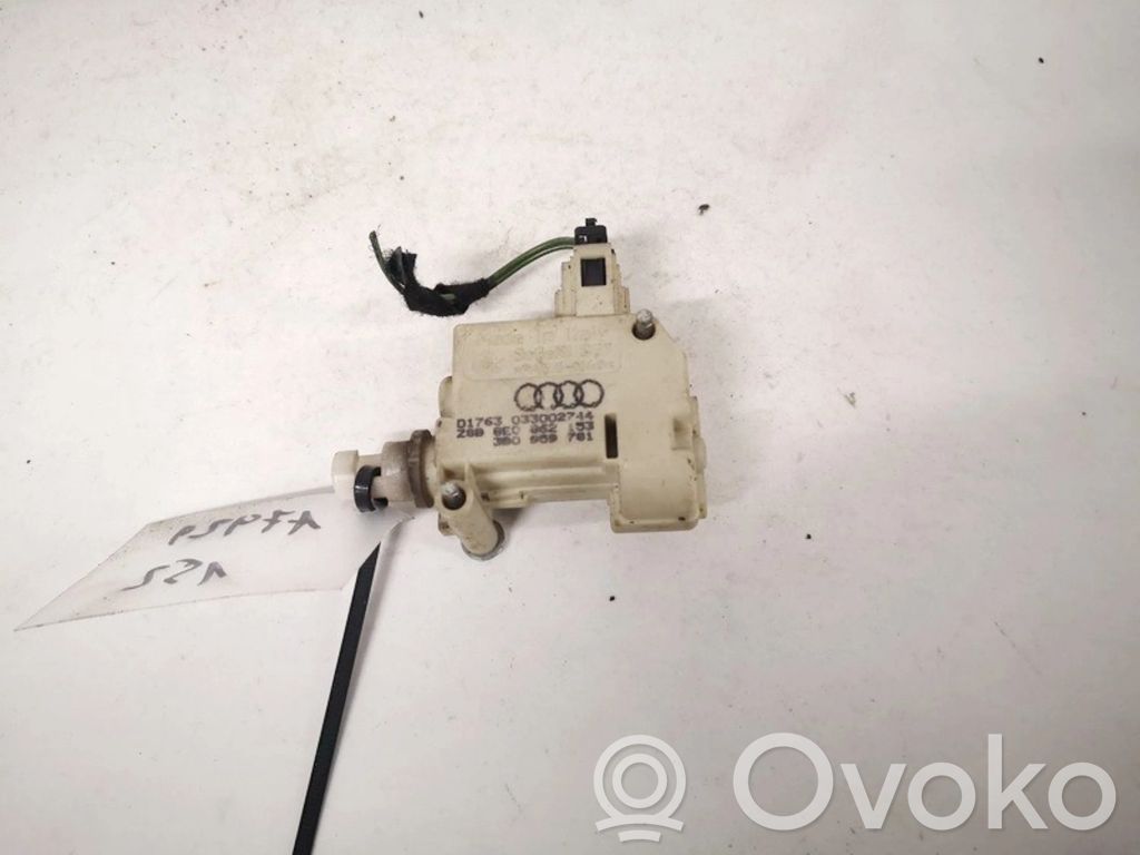 Audi A4 S4 B6 8E 8H Motor de bloqueo de puertas 